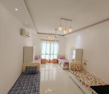 Al Khuwair Apartamento | سكن شباب مشترك يومي اسبوعي شهري