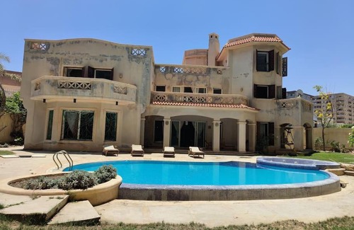 Al-'Amriyah Villa | شارع الاهرام ابوتلات اول الساحل الشمالي