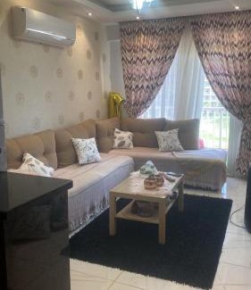 Al-'Amriyah Chalet De Esquí | شالية بورتو جولف مارينا الساحل الشمالى