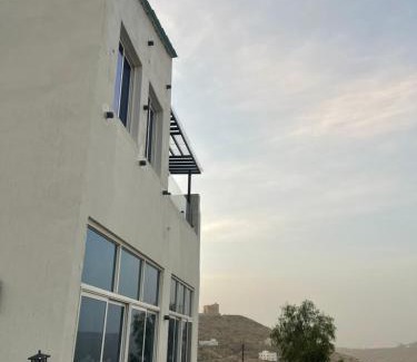 Al Bahah Chalet De Esquí | شاليهات الجبل