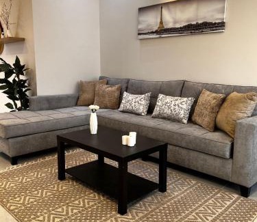 Al Bahah Chalet De Esquí | شاليهات الجبل