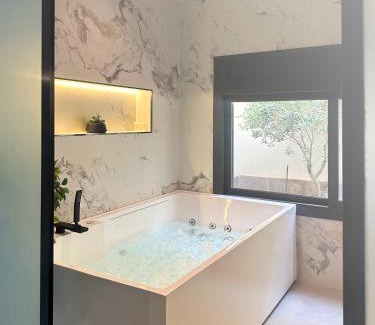 Buraydah Chalet De Esquí | شاليهات العزيزية الفندقية