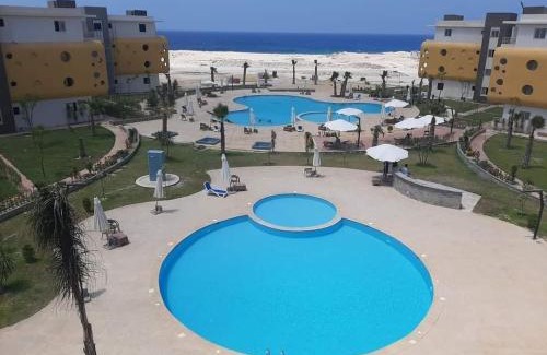 Marsa Matruh Apartamento | شاليهات مرسى مطروح قريه سورتيلاج السياحيه