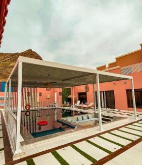 Oman Chalet De Esquí | شاليه البدور