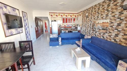 Al-Muntazah Apartamento | شاليه غرفتين بالمعمورة الشاطى على البحر صف ثان