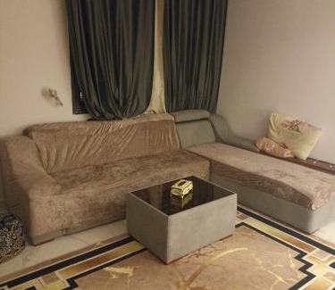 Suez Canal Chalet De Esquí | شاليه هلنان بورفؤاد