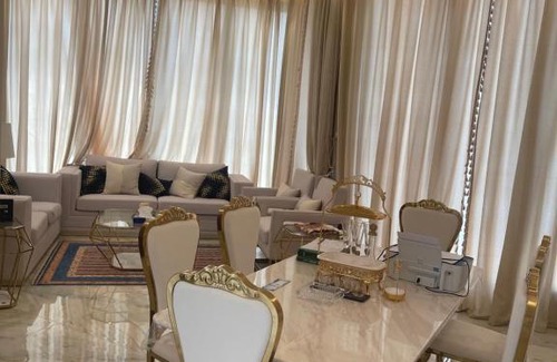 Jeddah Chalet De Esquí | شاليه وفيلا الزهراء