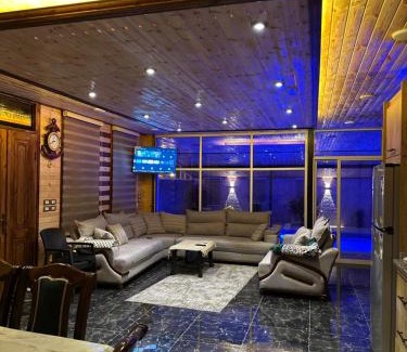 Ajloun Chalet De Esquí | شاليه وكوخ البركه Albarakah chalets