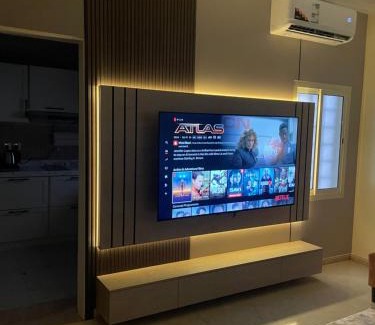 Al Hamra Apartamento | شقة بغرفتى نوم دخول ذاتى Nice flat with 2 bedrooms 2 bathrooms- Alhamraa