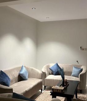 Al Kharj Apartamento | شقة جديدة صالة وغرفة نوم مع إدخال ذاتي مستقل
