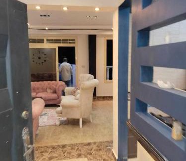 Nasr City Apartamento | شقة جميلة بشارع عباس العقاد