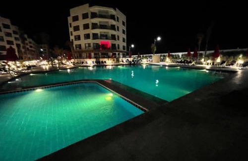 Al-Manasrah Apartamento | شقة غرفتين وصاله- بورتوسعيد Porto Said Resort