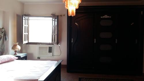 Heliopolis Apartamento | شقة فندقيةتتمتع بالخصوصية موقع مركزى قريبة من المطار ومصر الجديدة