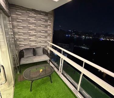 Oula Apartamento | شقة فندقية على النيل