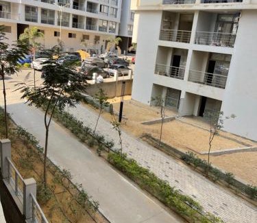 Al-Basatin Apartamento | شقة مفروشة في وان قطامية