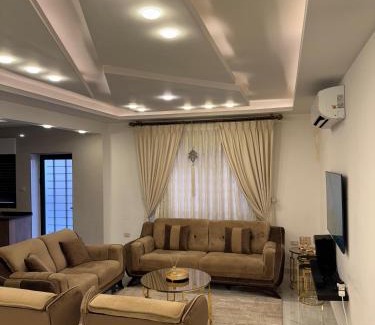 Al Jubeiha Apartamento | شقة مفروشه فاخرة للايجار الاردن عمان
