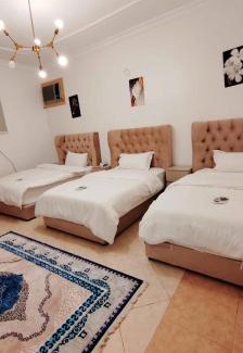 Riyadh Apartamento | شقة مودرن من أربع غرف نوم وصالة ومجلس تفتح غرف النوم حسب عدد النزلاء