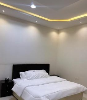 Unaizah Apartamento | شقة 102