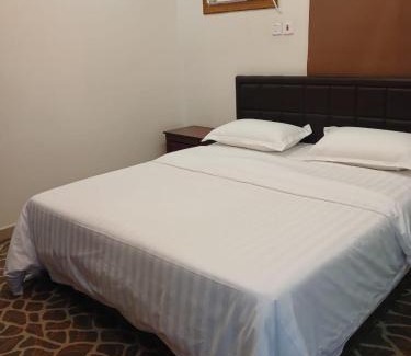 Gurayat Apartamento | شقق حياة القريات لشقق المخدومة