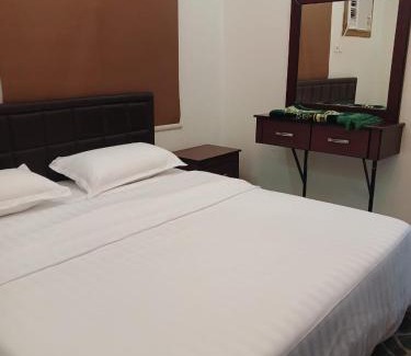 Gurayat Apartamento | شقق حياة القريات لشقق المخدومة