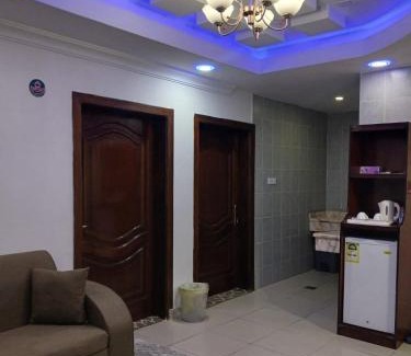 Gurayat Apartamento | شقق حياة القريات لشقق المخدومة