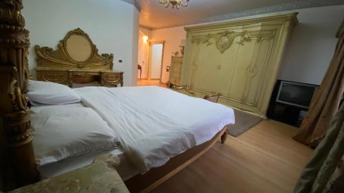 Oula Apartamento | شقه تطل علي النيل بتصميم كلاسيكي فاخر