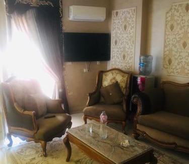 Nazlat Khalifah Apartamento | شقه فندقيه مفروشة