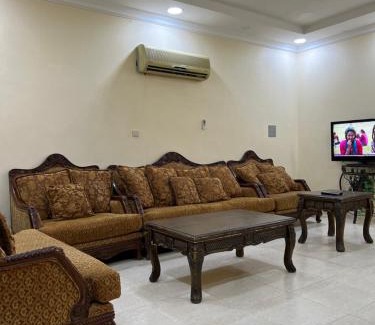 Abqaiq Apartamento | شقه مفروشه في حي البساتين بقيق