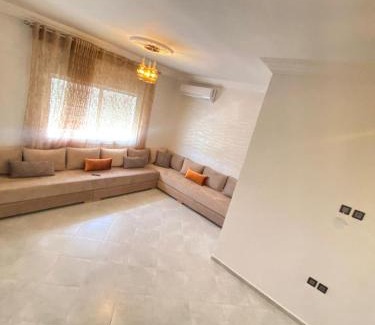 Fes Apartamento | طريق صفرو قرب المستشفى الجامعي و قرب مستشفي أكديطال