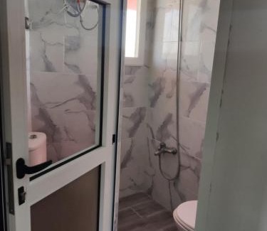 Hay Al Matar Apartamento | غرفة للشخصين وحمام لا للمحرمات