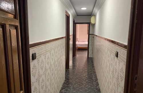 Beni Ansar Apartamento | غرفة مفوشة مشتركة One-Bedroom Apartment