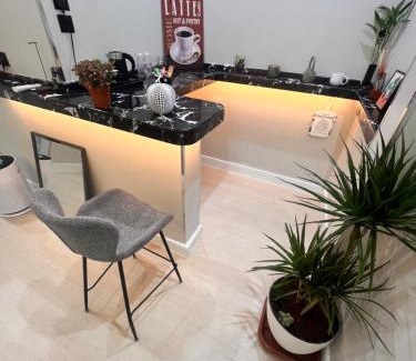 Al Kura Apartamento | غرفة وجلسة خارجية بوصول ذاتي