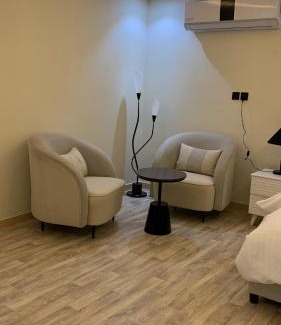 Ghirnatah Apartamento | غرفه بحمام