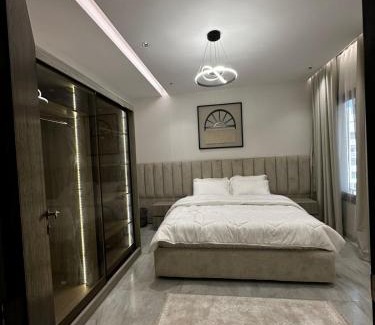 Sari Street Apartamento | غرفه وصاله فندقيه