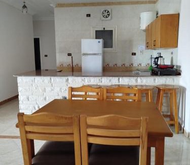 Ras El Bar Apartamento | فندق الطيران
