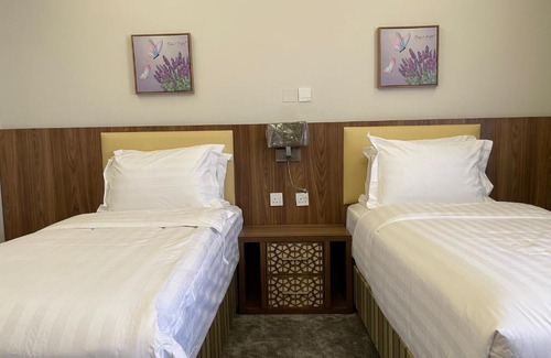 Jizan Hotel | فندق حديقة القصور