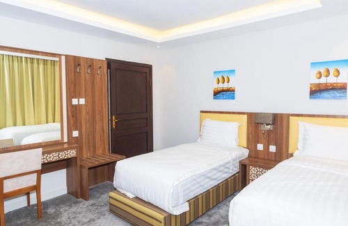 Jizan Hotel | فندق حديقة القصور