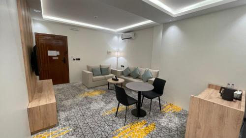 King Faisal Military City Hotel | فندق رافيليا Rafellia Hotel