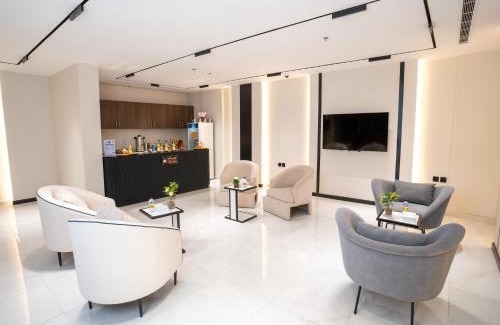 Mecca Hotel | فندق كنانة العزيزية من سما