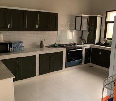 Salalah Villa | فيلا سكنيه في المروج