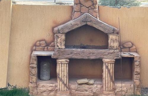 6th of October City Villa | فيلا للايجار اليومى فى الريف الاوربي- طريق مصر اسكندرية الصحراوى - قريبة من مطار سفنكس - وهايبر وان الصحراوى- 5 غرف نوم وحمام سباحة وكيدز ايريا وشواية