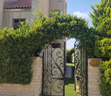 Borg el Arab Apartamento | فيلا للعائلات فقط مستقله تماما بحديقه رائعه و رؤيه واضحه للبحر