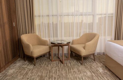 Al Kura Apartamento | فيوليت إيليت للشقق المخدومة