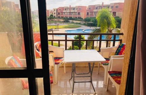 Borg el Arab Apartamento | في اجمل قرى الساحل الشمالي شاليه عائلي جديد.