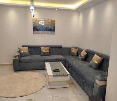 Al-Khalifa Apartamento | كمبوند المعادى جاردنز بجوار كمبوند البارون سيتي و نادى الصيد القطاميه على الطريق الدائري