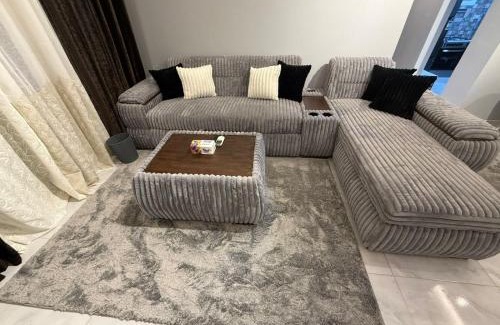 Sheikh Zayed City Apartamento | كمبوند روضة زايد قلب الشيخ زايد