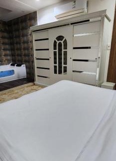Gurayat Apartamento | مؤسسة مقهي حلا ثلاثه لتقديم المشروبات