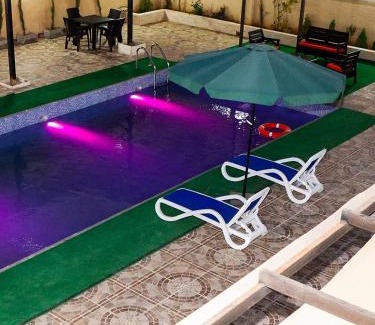 Sahab Chalet De Esquí | مزرعة ورد وريحان