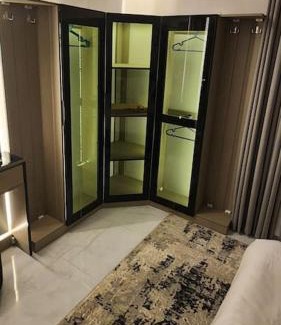 Al Wahah Apartamento | مسكن فاخر غرفتي جلوس ونوم بسندس