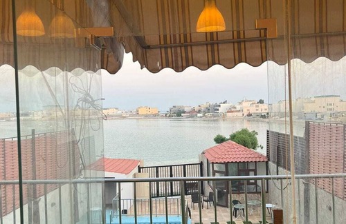 Al Khobar Apartamento | مكان جميل نضيف متاح للجميع احلا مسا عليكو